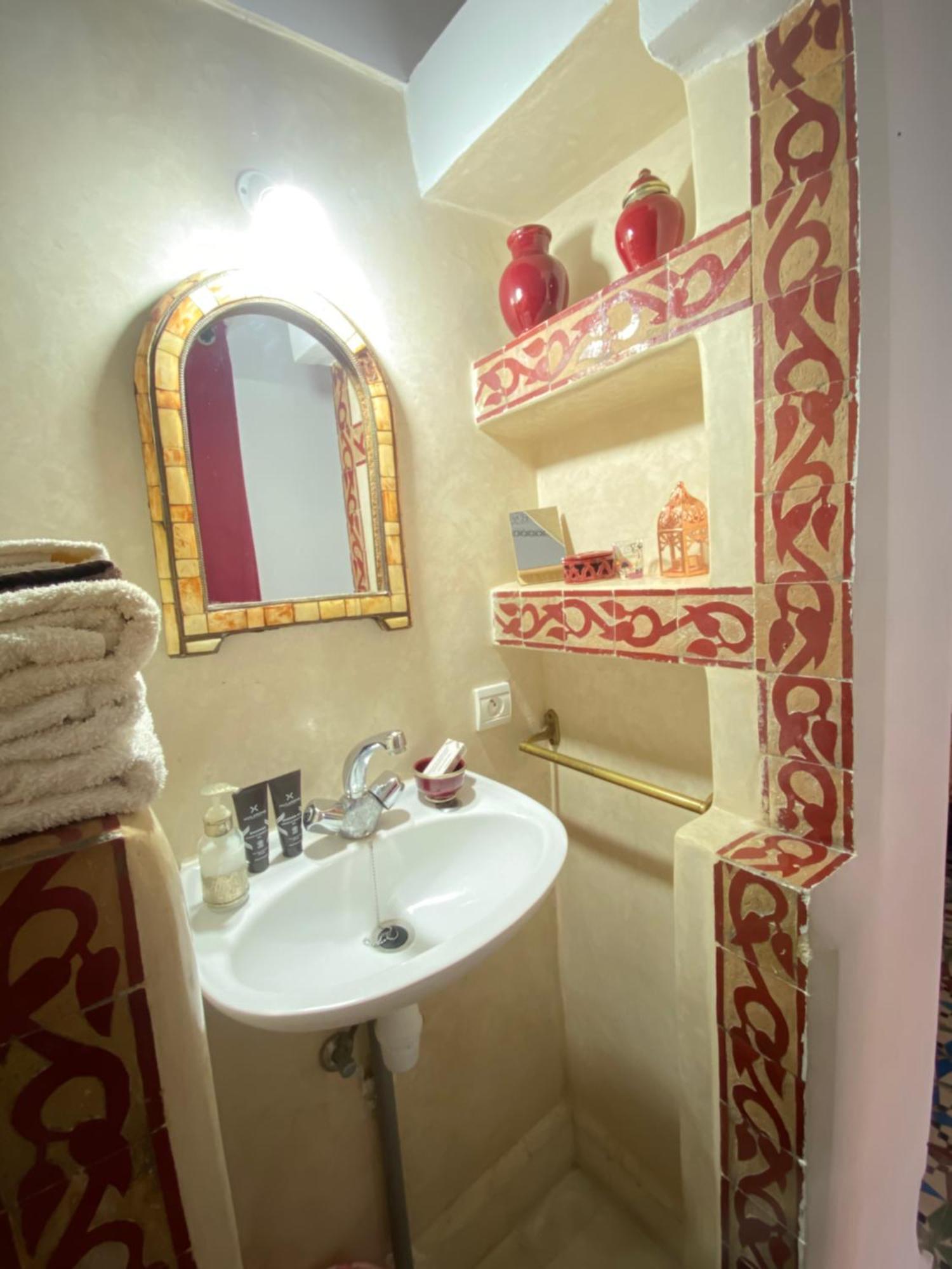 Dar Sarah-Mouassine-Marrakech, Riad Authentique Idealement Situe مراكش المظهر الخارجي الصورة